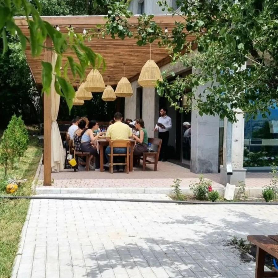 Tsaghkunk Chef House Hotel & Restaurant Sevan Εξωτερικό φωτογραφία