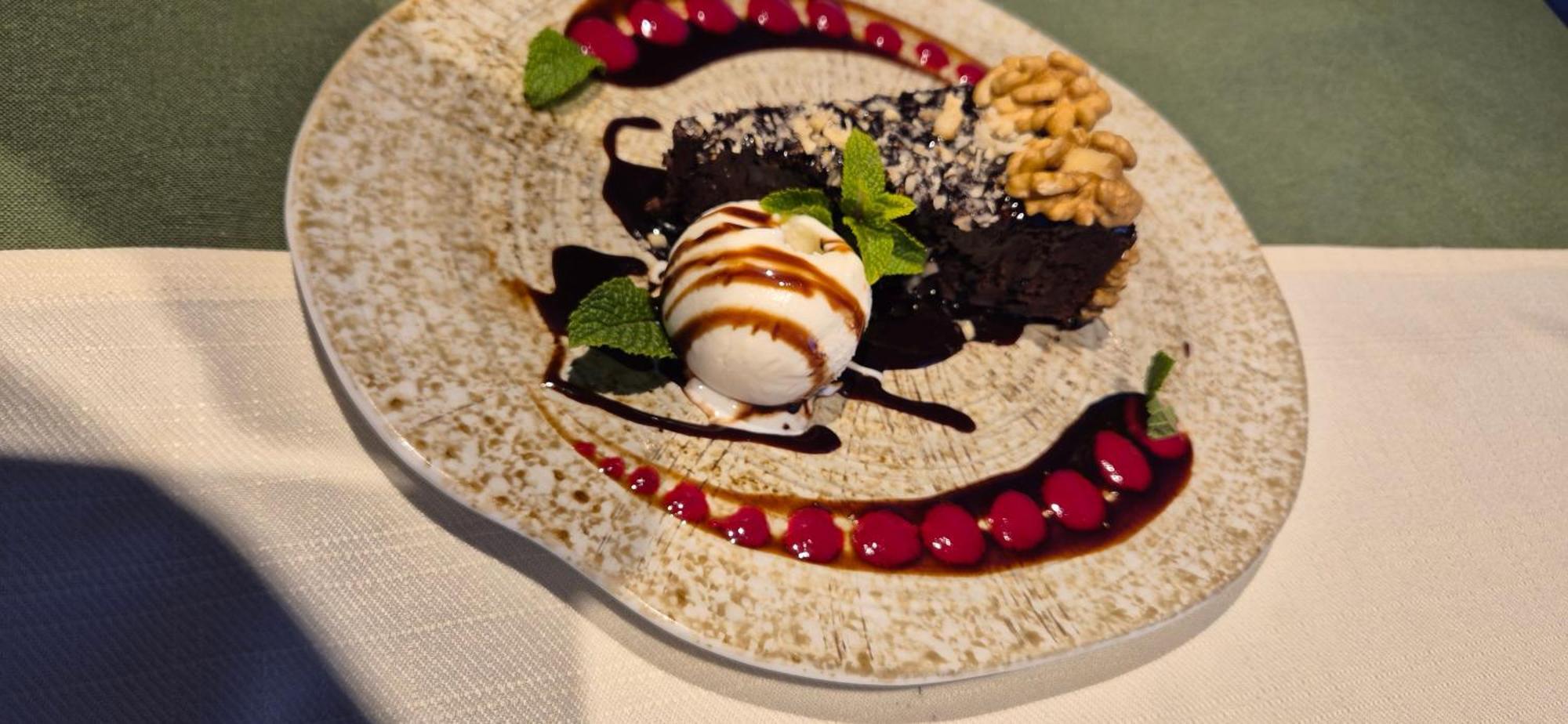 Tsaghkunk Chef House Hotel & Restaurant Sevan Εξωτερικό φωτογραφία